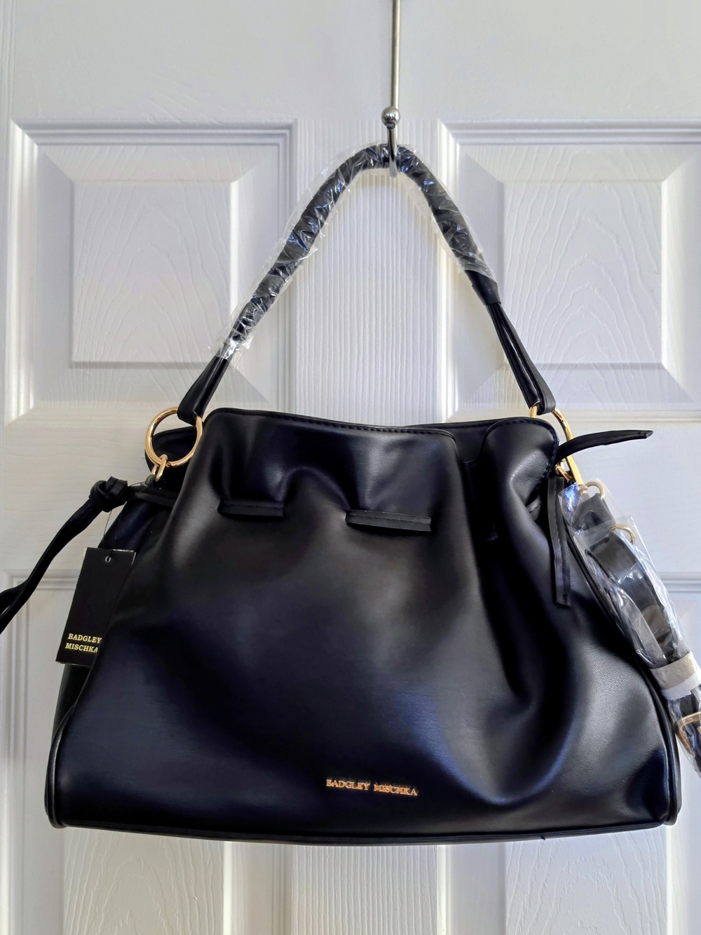Badgley Mischka Dumpling Bag BLK